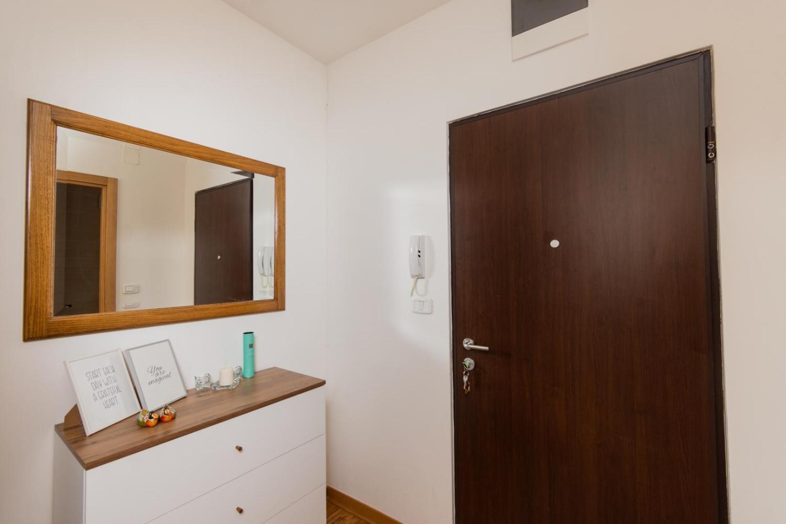 Lux City Apartment With Parking Podgoriţa Exterior foto